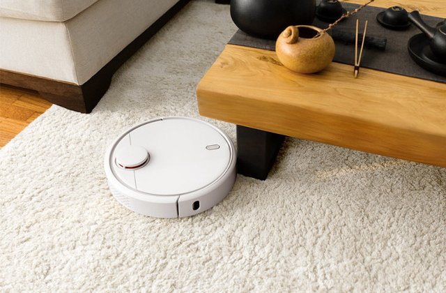 Aspiratoare robot la reducere: economiseste timp pentru ce iti place