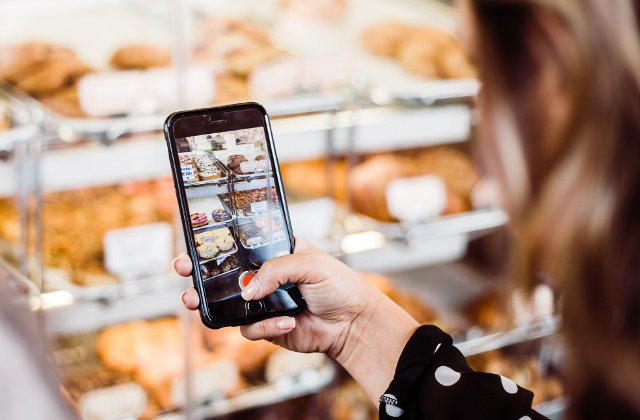 Zaharul, tutunul si alcoolul contribuie la cresterea poverii afectiunilor orale asupra sanatatii publice