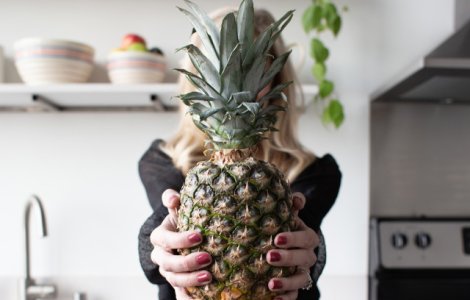  Top  10+ beneficii mai putin cunoscute ale ananasului
