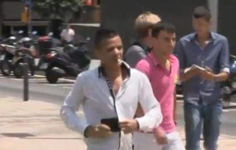  Video  BBC ne "invata" cum se pregatesc hotii de buzunare pentru JO