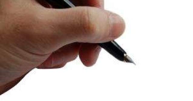 Putin a promulgat legea care califica ONG-urile "agenti straini"