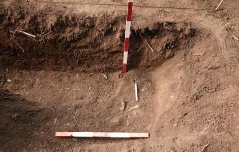 Groapa comuna cu 25 de evrei, descoperita in comuna Popricani din Iasi