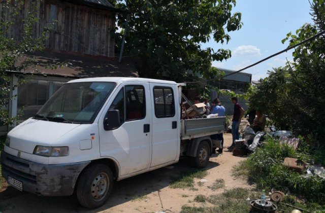 Precizarile STS, dupa ce adolescenta de 15 ani a sunat de 3 ori la 112, dar nu a fost localizata