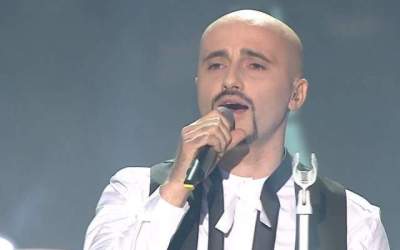 Solistul trupei Voltaj,...