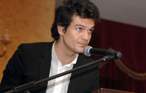 &#39;Chirila in licee&#39;, campania lui Tudor pentru adolescenti