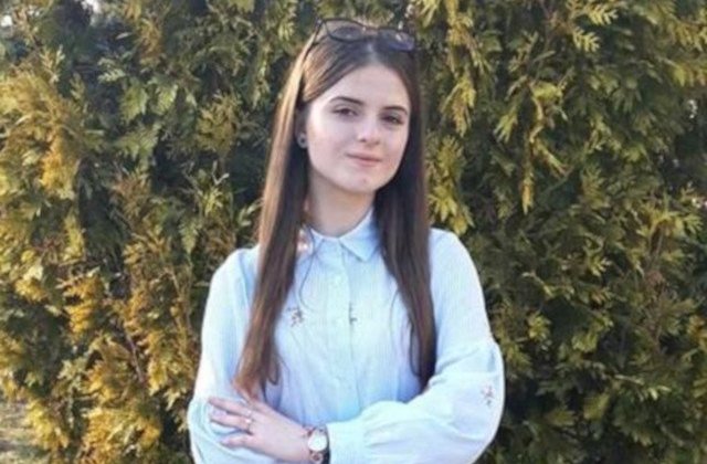 Discutia telefonica dintre politist si Alexandra: "Ramai acolo ca iti trimit eu echipaj, dar nu mai tine linia ocupata"