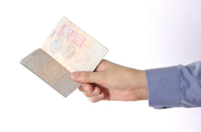 SUA: Ridicarea vizelor pentru romani ramane o dificultate