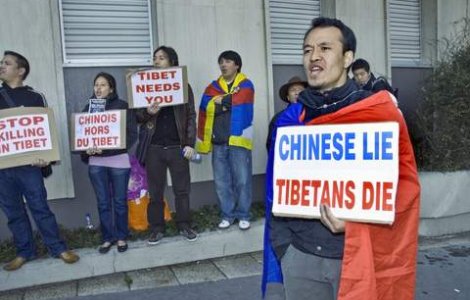Tibet: Sa salvam oamenii care nu au voie sa creada in nimic!