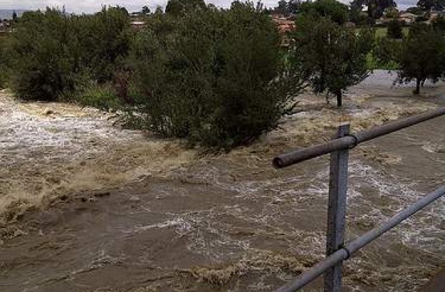 Numarul victimelor inundatiilor din Beijing a crescut: Peste 70 de morti