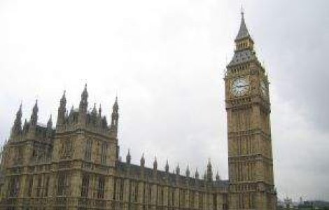 Big Ben si clopotele din Regatul Unit au semnalat deschiderea JO