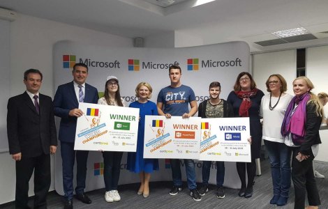 Doi elevi romani au devenit campioni mondiali la Word si Excel la Campionatul Mondial Microsoft Office 2019