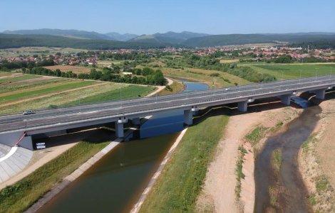 Sprijinim din fonduri europene pregatirea riguroasa a proiectelor importante pentru Romania