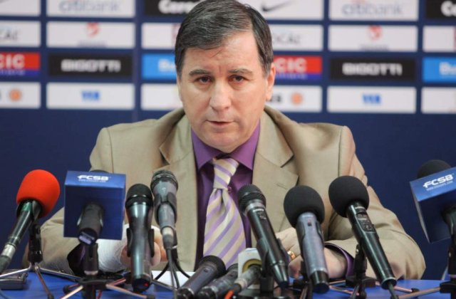 Valeriu Argaseala: Becali nu mai are bani sa plateasca salariile jucatorilor de la Steaua!