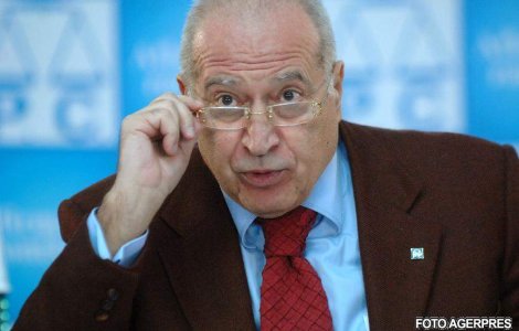 Aventurile lui Felix, cariera unui informator