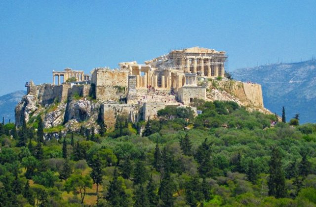 Grecia, afectata de un val de canicula care a crescut riscul izbucnirii unor incendii