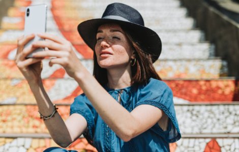  Top  6 reguli de bun-simt pe care sa le respecti cand faci selfie