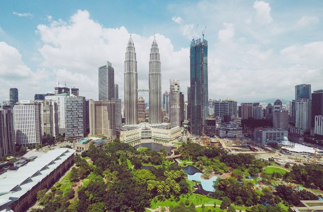 O adolescenta a disparut in timp ce se afla in vacanta in Malaezia. Politia trateaza cazul ca pe o rapire