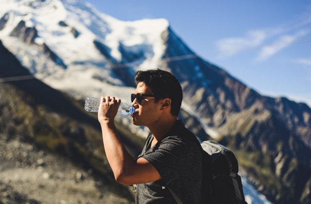 10 motive intemeiate care te vor determina sa NU mai vrei sa folosesti plasticul