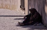 Cersetorii dintr-un oras suedez, obligati sa obtina o autorizatie pentru a putea cersi
