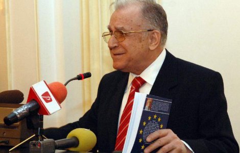 Iliescu: Noiembrie - momentul judecatii populare supreme a modului in care a condus Basescu
