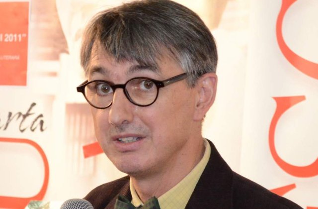 CC: Trecerea ICR de la Presedintie la Senat este constitutionala