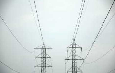 India: Jumatate din populatie, afectata de penele de electricitate