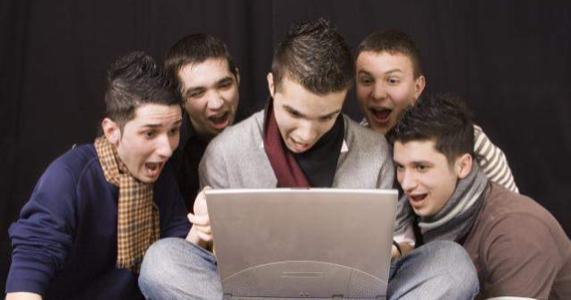 12.000 studenti din state terte UE, inscrisi in Romania