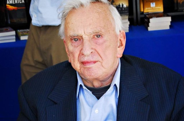Scriitorul american Gore Vidal a incetat din viata
