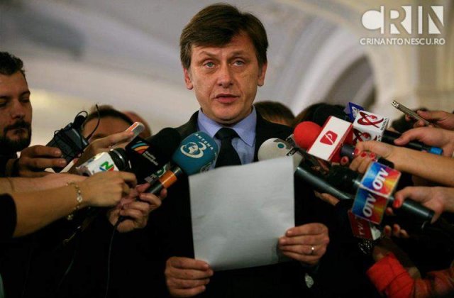 Antonescu isi anunta decizia legata de demisie dupa finalul referendumului