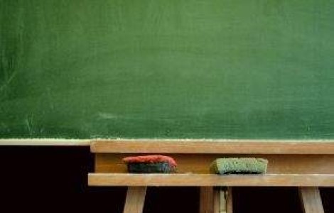 Cadrele didactice sustin joi examenul de titularizare in invatamant