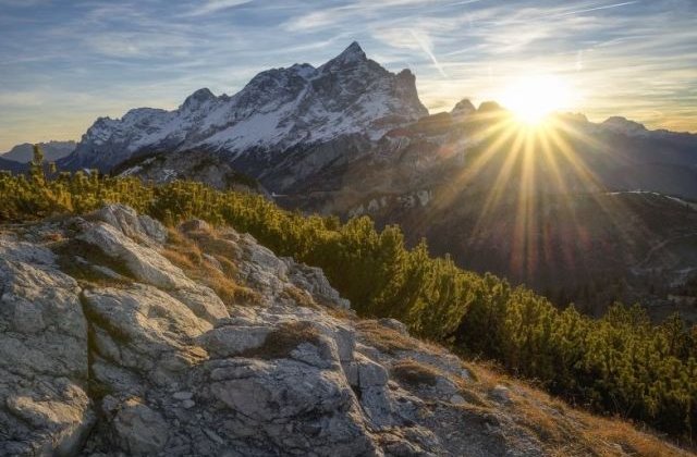 10 informatii despre soare carora nu le-ai acordat atentia cuvenita pana acum
