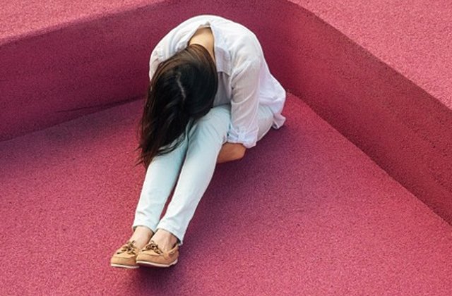 Adolescenta de 17 ani din Braila, care s-a urcat in masina unui necunoscut, batuta, talharita si violata de patru barbati