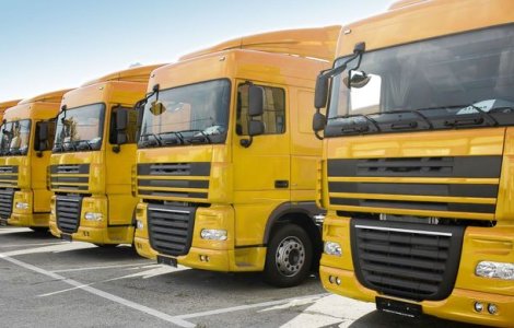 Transportatorii cer Guvernului sa mentina legislatia actuala RCA: se tem de cresterea tarifelor si ameninta cu proteste la nivel national