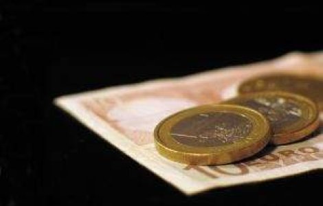 Cursul face un nou maxim istoric