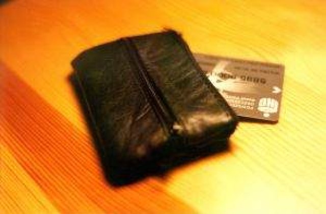 Cardurile nationale de sanatate vor fi distribuite din septembrie