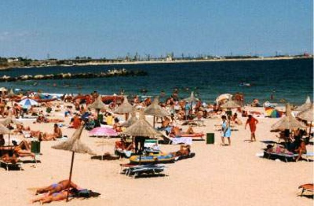 Litoralul romanesc, ocupat 100%: Prilej de lauda pentru hotelieri