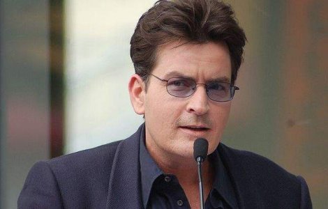 Charlie Sheen si Lindsay Lohan, impreuna in "Scary Movie 5"