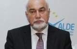 Vosganian: ALDE si Pro Romania nu pot ramane cu un picior la putere si cu un picior in opozitie