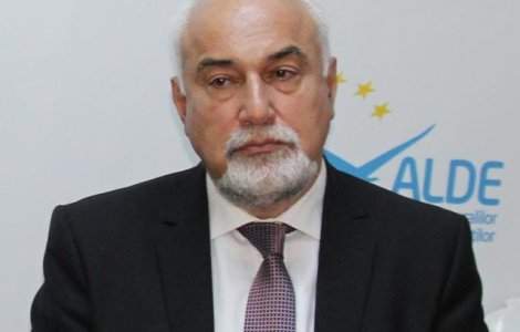 Vosganian: ALDE si Pro Romania nu pot ramane cu un picior la putere si cu un picior in opozitie
