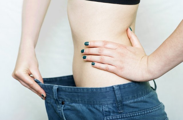 8 obiceiuri sanatoase ale oamenilor care nu se ingrasa