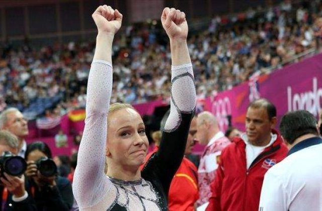 JO 2012 - Gimnastica: Sandra Izbasa a castigat medalia de aur la sarituri
