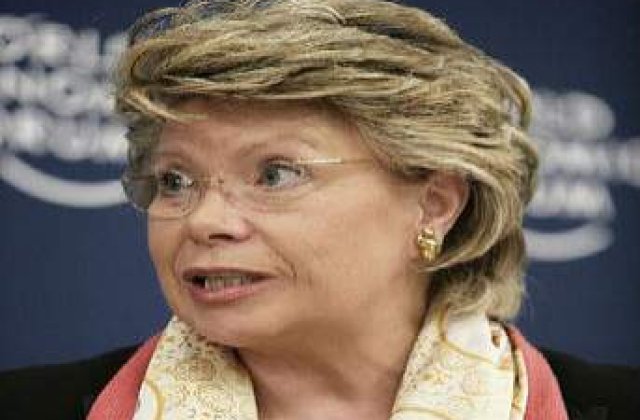 Viviane Reding se alatura Venetiei impotriva presiunilor Romaniei asupra CC