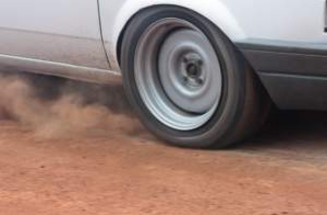 Taxa auto revine la toamna