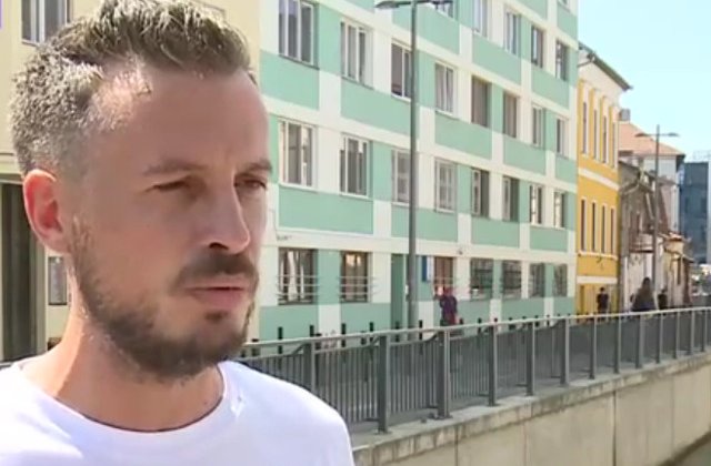 Un barbat din Cluj sustine ca a fost batut de politisti pentru ca a criticat modul de actiune in cazul Caracal