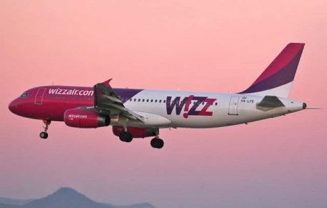 Un avion WizzAir, fortat sa faca o aterizare de urgenta din cauza unui pasager turbulent