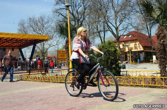 Udrea discuta la Paris despre realizarea unei partii de schi la Brasov