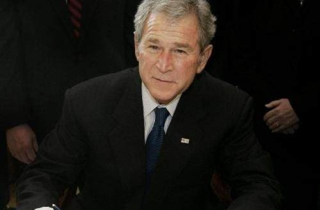 Oficialii din administratia Bush nu vor fi judecati pentru derivele din razboiul antiterorism