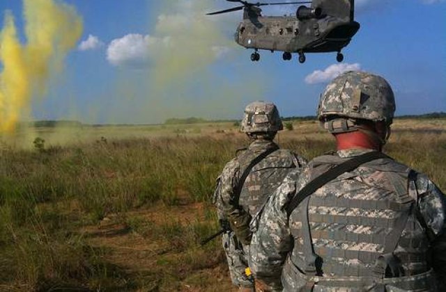 Tensiuni in Peninsula Sinai: 20 de teroristi au fost ucisi