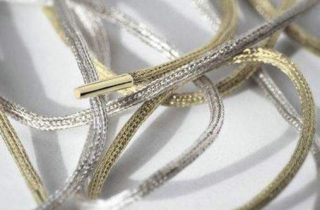 Din seria "Cele mai scumpe din lume": Sireturile de 19.000 de dolari
