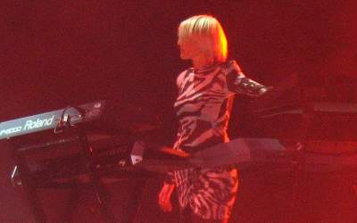 Sister Bliss, cap de afis la...